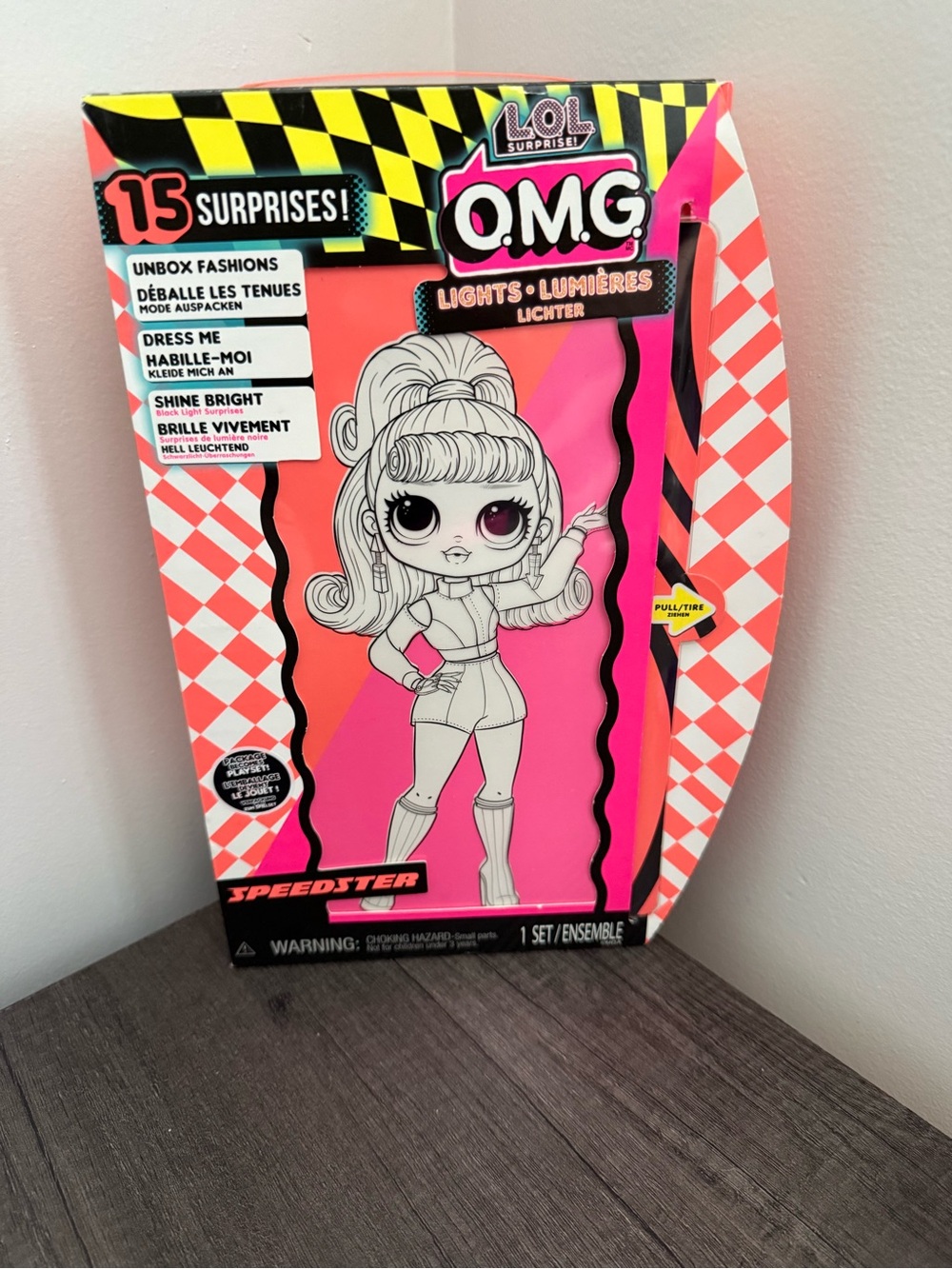 L.O.L. Surprise! O.M.G. Lights Speedster Fashion Doll – Complete